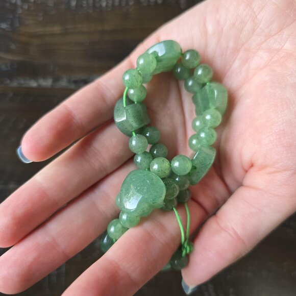 Vintage Jade Beaded Bracelet Hearts Elastic Cute Girly Gift Elegant Retro Boho - Picture 5 of 5